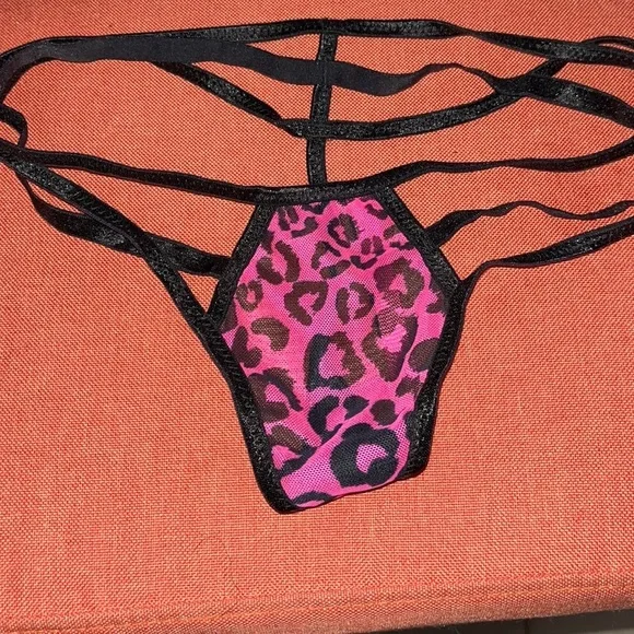 SOLD Fashion Nova Pink & Black Cheetah String Panties - Picture 4 of 6